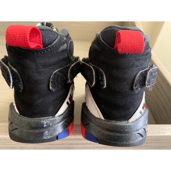 Jordan Kids Sneakers Black with Red Highlights - Picture 5 of 14